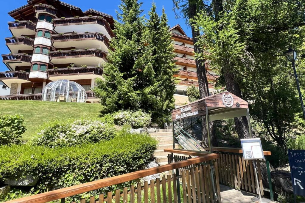 Restaurant separate entrance at Hotel Royal Crans-Montana